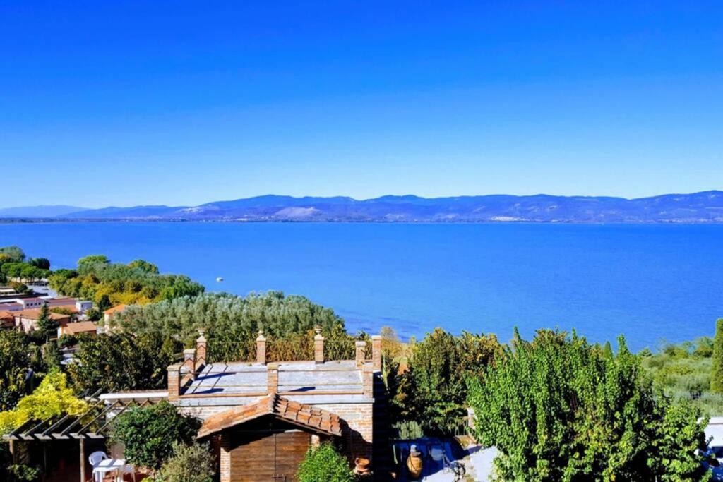 Bellavista La Tua Romantica Vacanza Sul Trasimeno 拉戈堡 外观 照片