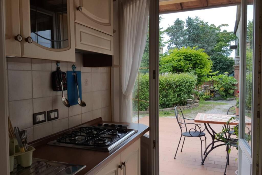 Bellavista La Tua Romantica Vacanza Sul Trasimeno 拉戈堡 外观 照片